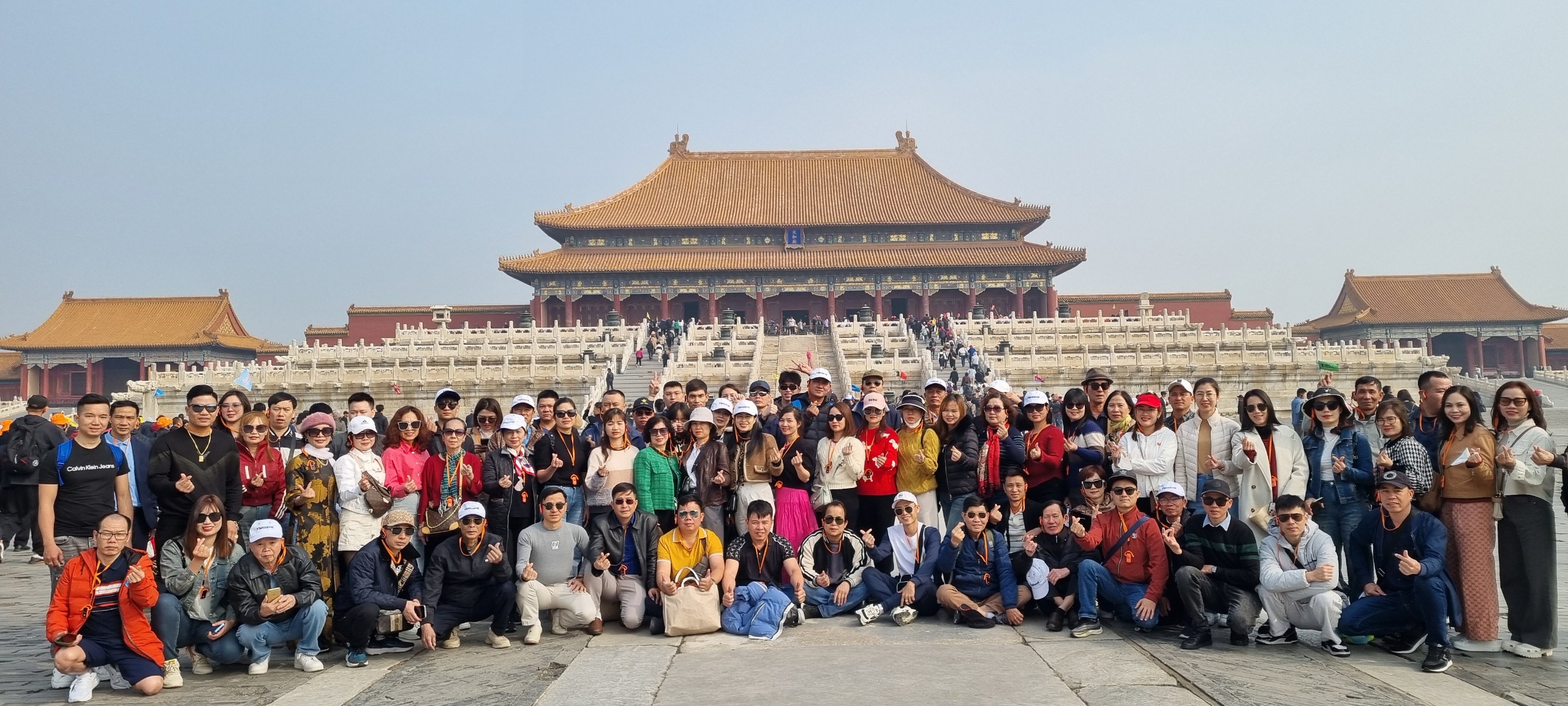 Đoàn miền Bắc tại Tử Cấm Thánh
